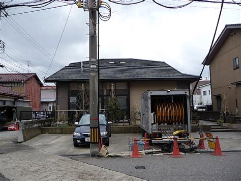 電柱 風水|玄関前に電柱や木が一本ある